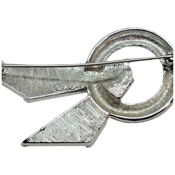Monet Ribbon Brooch Textured Silver Tone Vintage Classic Style 2" L x 1" W - Picture 7 of 7